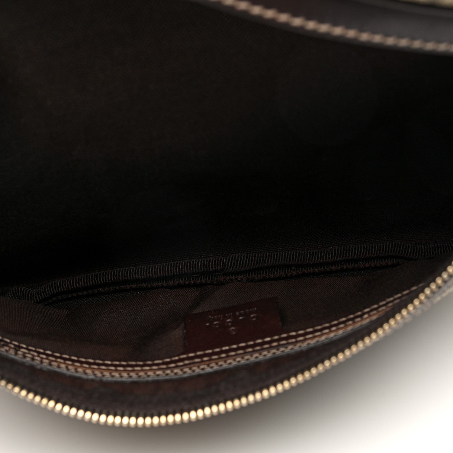 Gucci GG Supreme Monogram Belt Bag Dark Brown 5 of 10