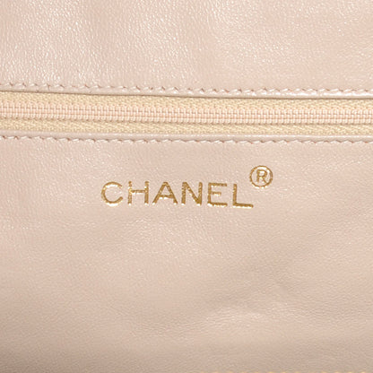 Chanel Caviar Quilted Small Chain Shoulder Bag White 6 of 8