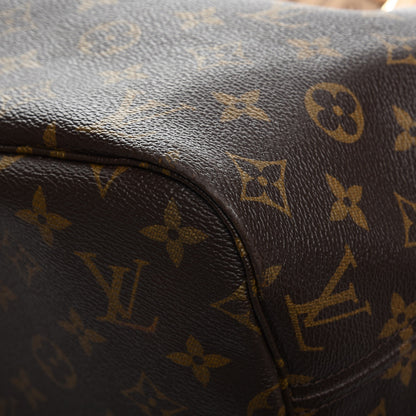 Louis Vuitton Monogram Neverfull MM 13 of 16