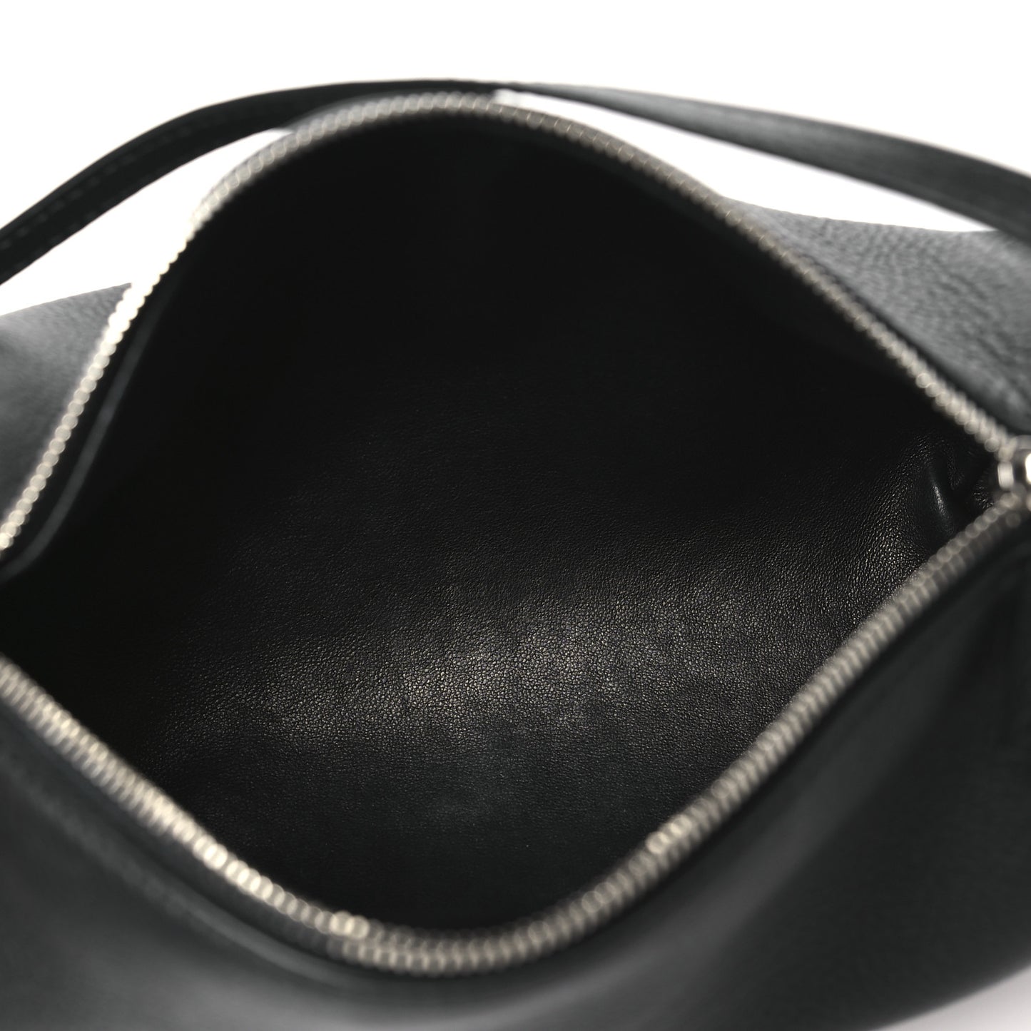 Grained Calfskin 90's Bag Black