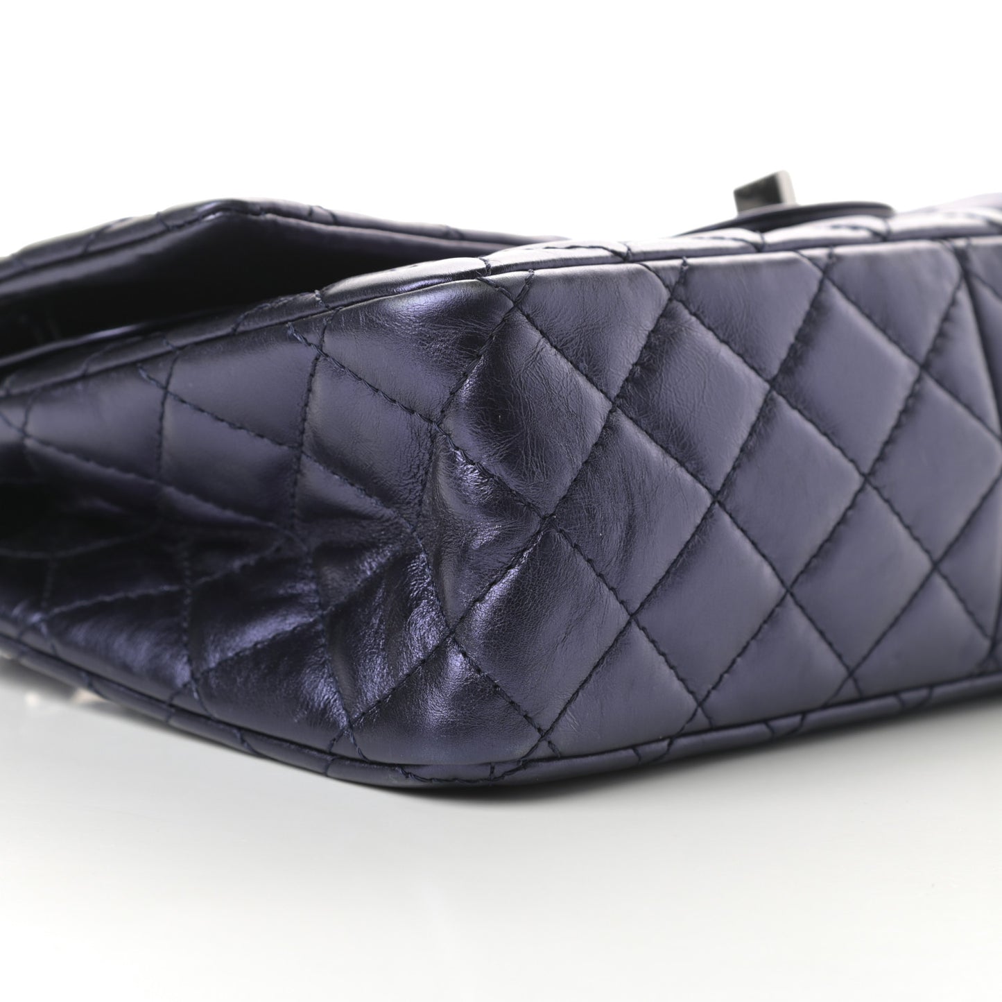 Metallic Aged Calfskin Quilted 2.55 Reissue 226 Flap Dark Navy Blue