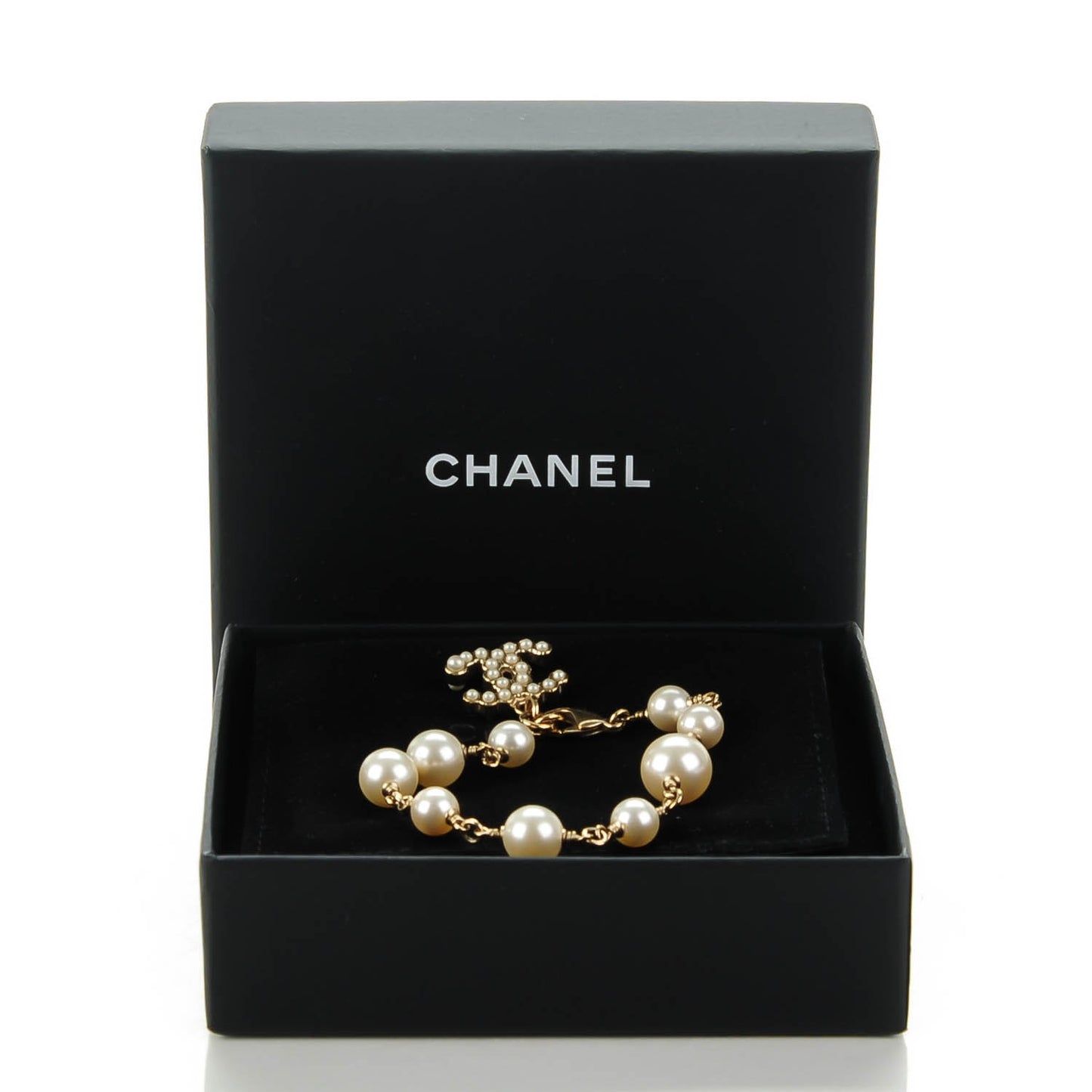 Pearl CC Bracelet Gold