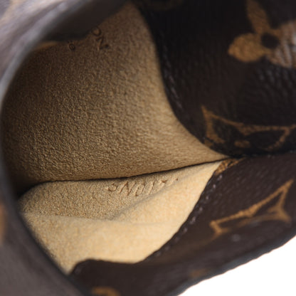 Louis Vuitton Monogram Sunglasses Case MM 6 of 6