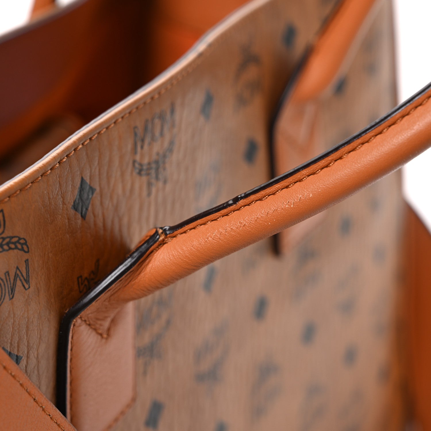 MCM ボディバッグ 61190 ブラウン MCM ボディバッグ 61190 ブラウン 【公式通販】