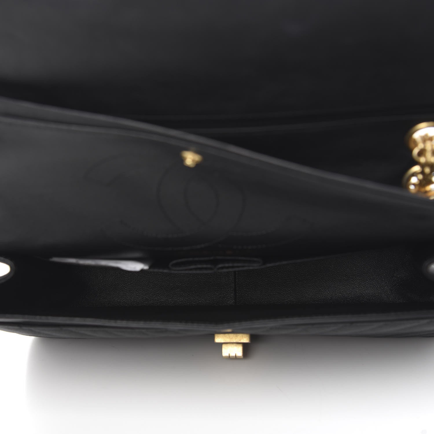 Chanel Crumpled Calfskin Chevron Quilted 2.55 Reissue 226 Black 4 of 12