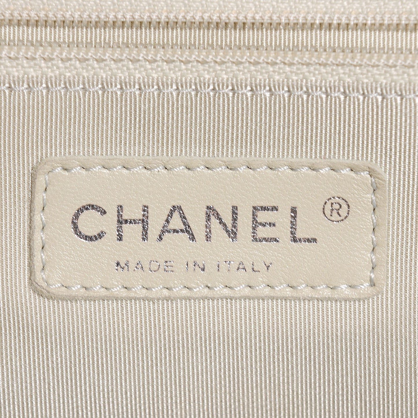 Washed Lambskin Chain Around Bowler Black