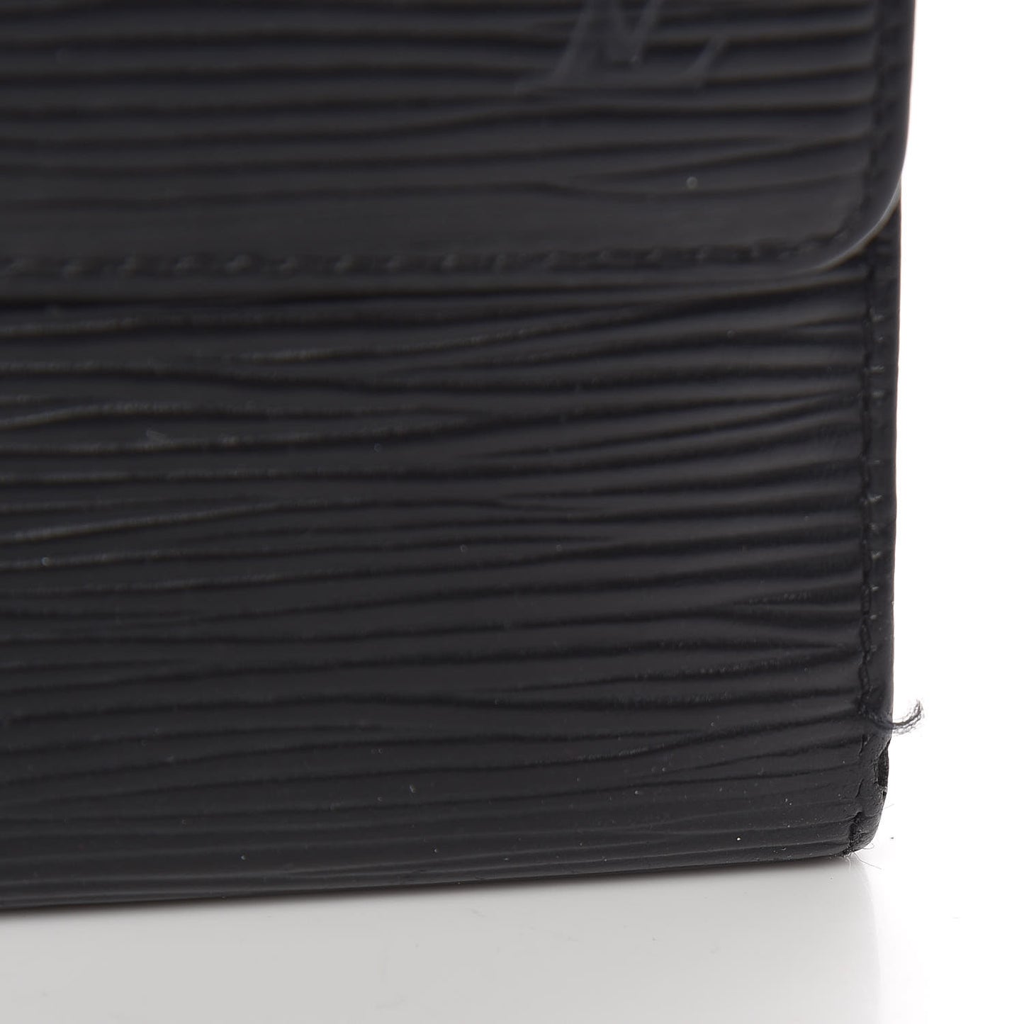 Epi Porte Tresor International Wallet Black