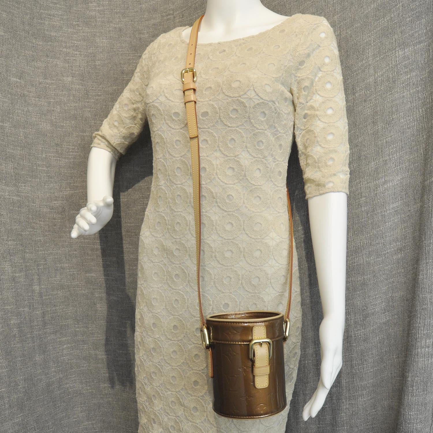 Louis Vuitton Vernis Astor Place Bronze 3 of 8