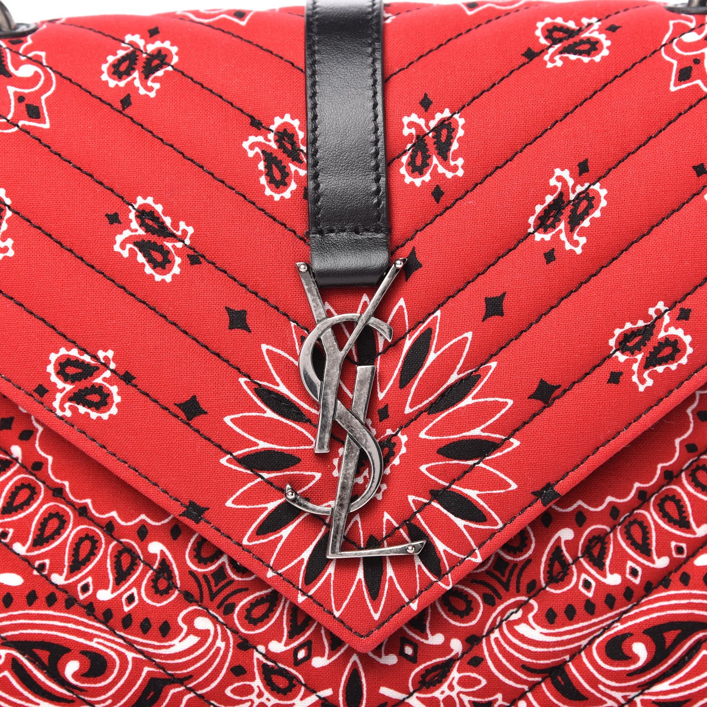 Canvas Bandana Matelasse Chevron Medium College Bag Red