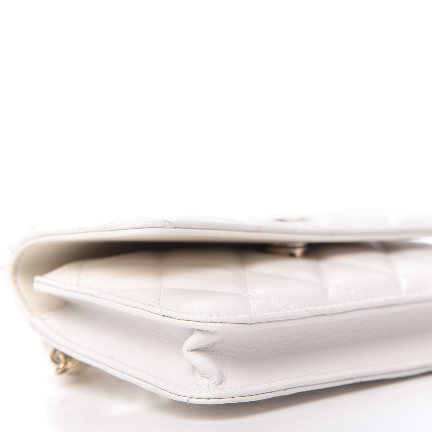 Calfskin Quilted Maxi Pearls Clutch With Chain White