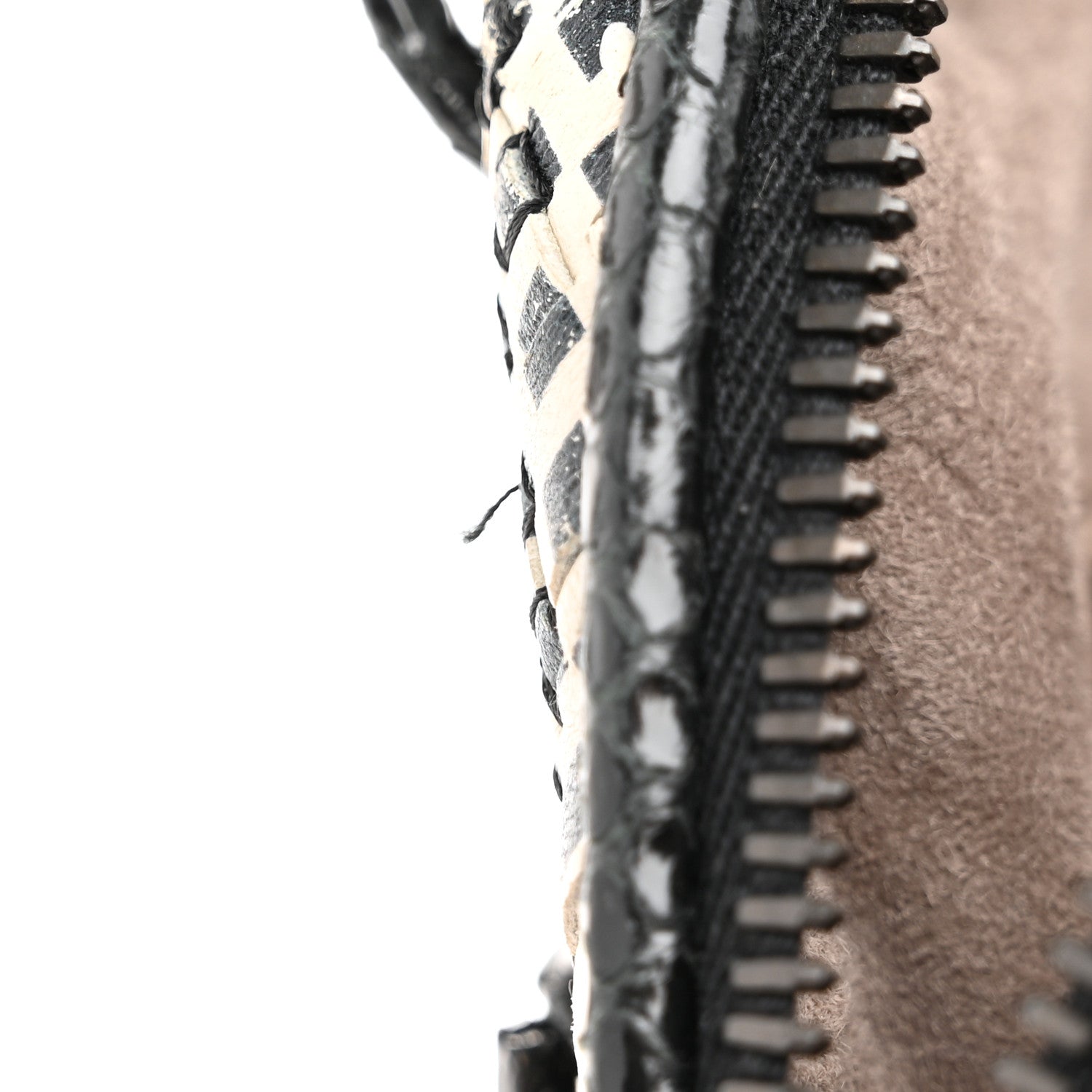 Bottega Veneta Nappa Ayers Cravaterria Intrecciato Nodini Bag Off White Black 12 of 12