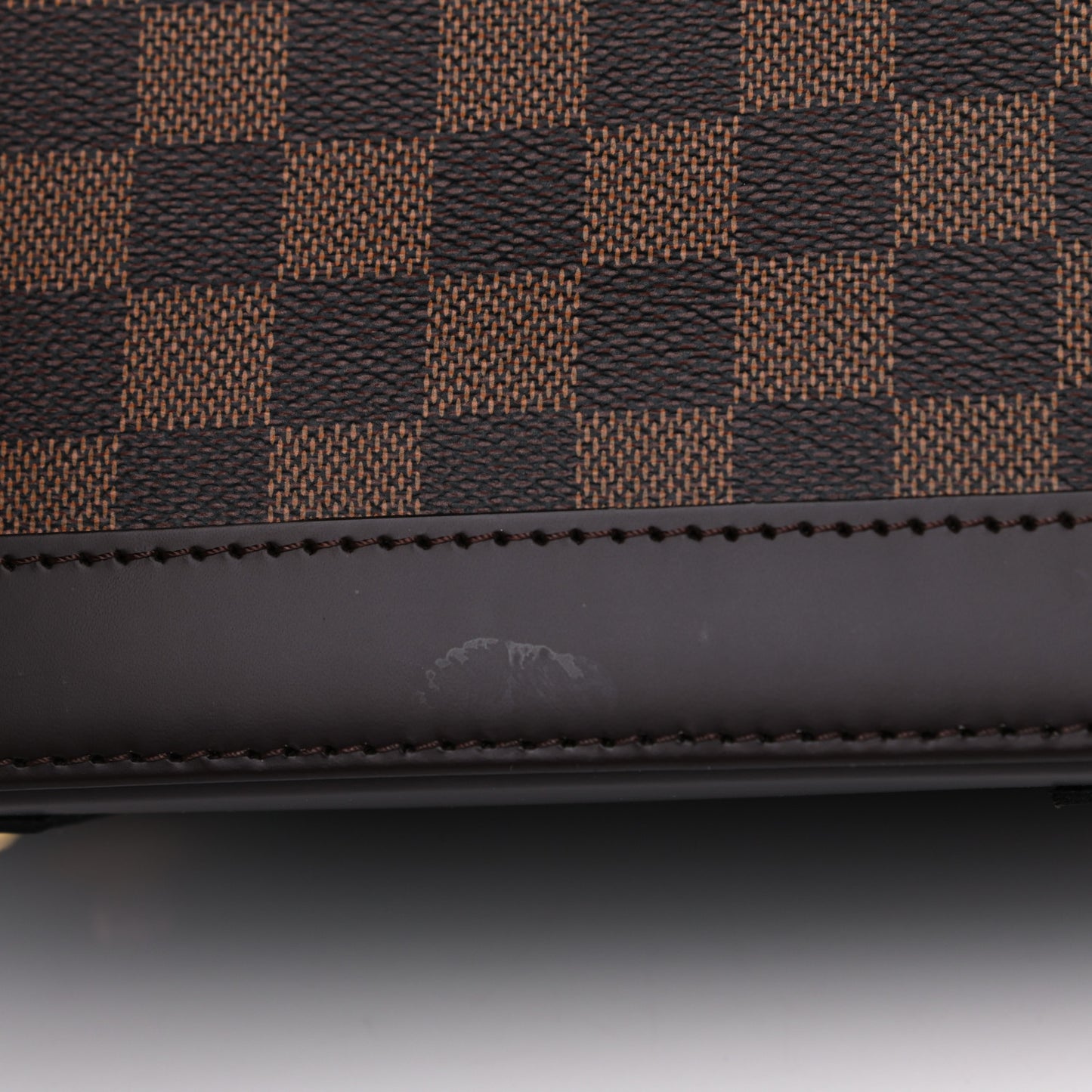 Damier Ebene Alma BB