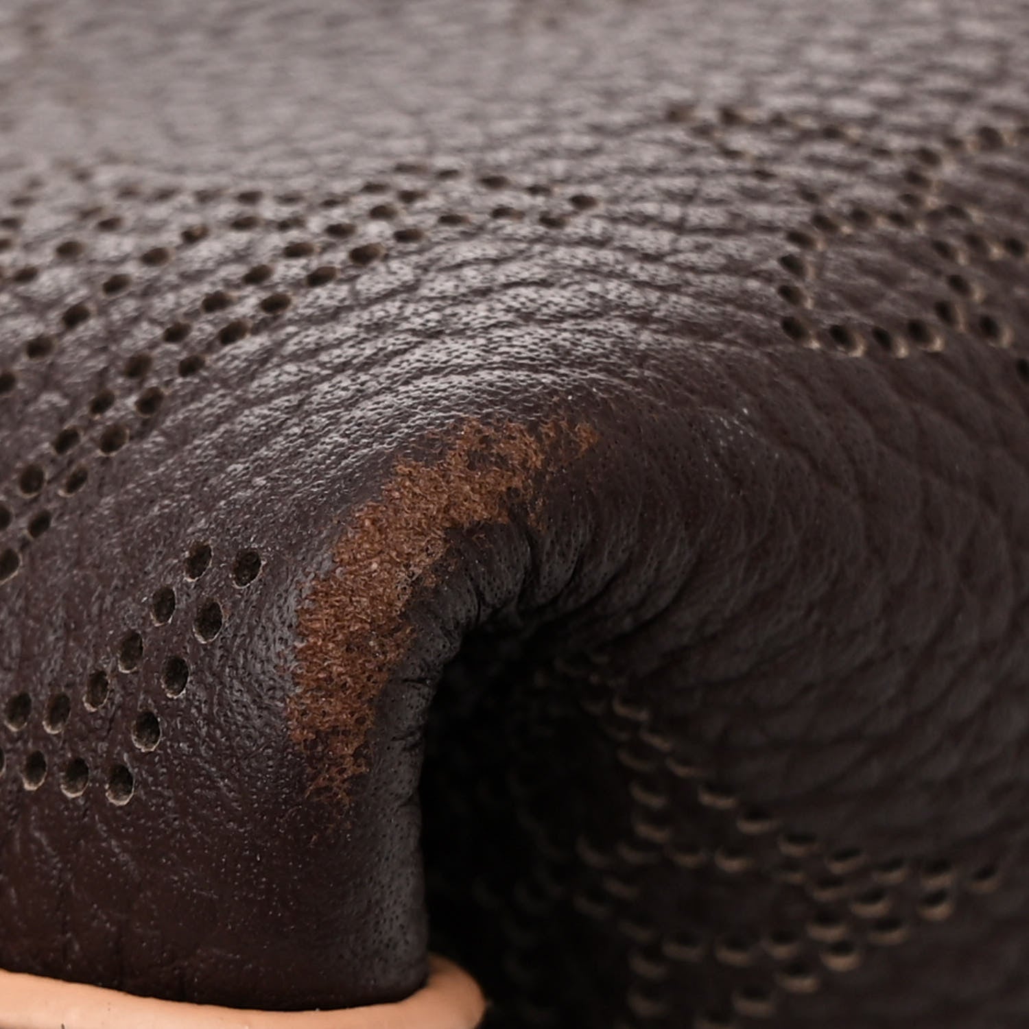 Louis Vuitton Mahina Carmel Hobo Chocolate 10 of 11