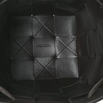 Bottega Veneta Nappa Maxi Intrecciato Cassette Bucket Bag Black 5 of 10