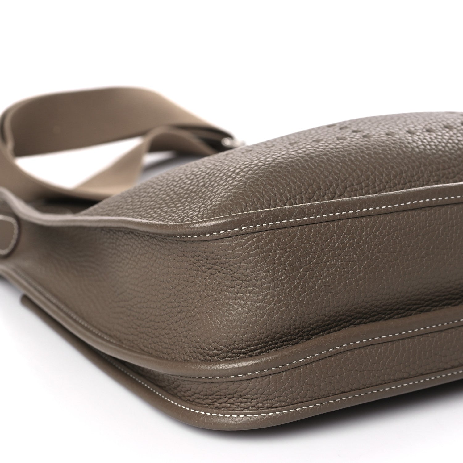 Hermes Taurillon Clemence Evelyne III PM Etoupe 8 of 10