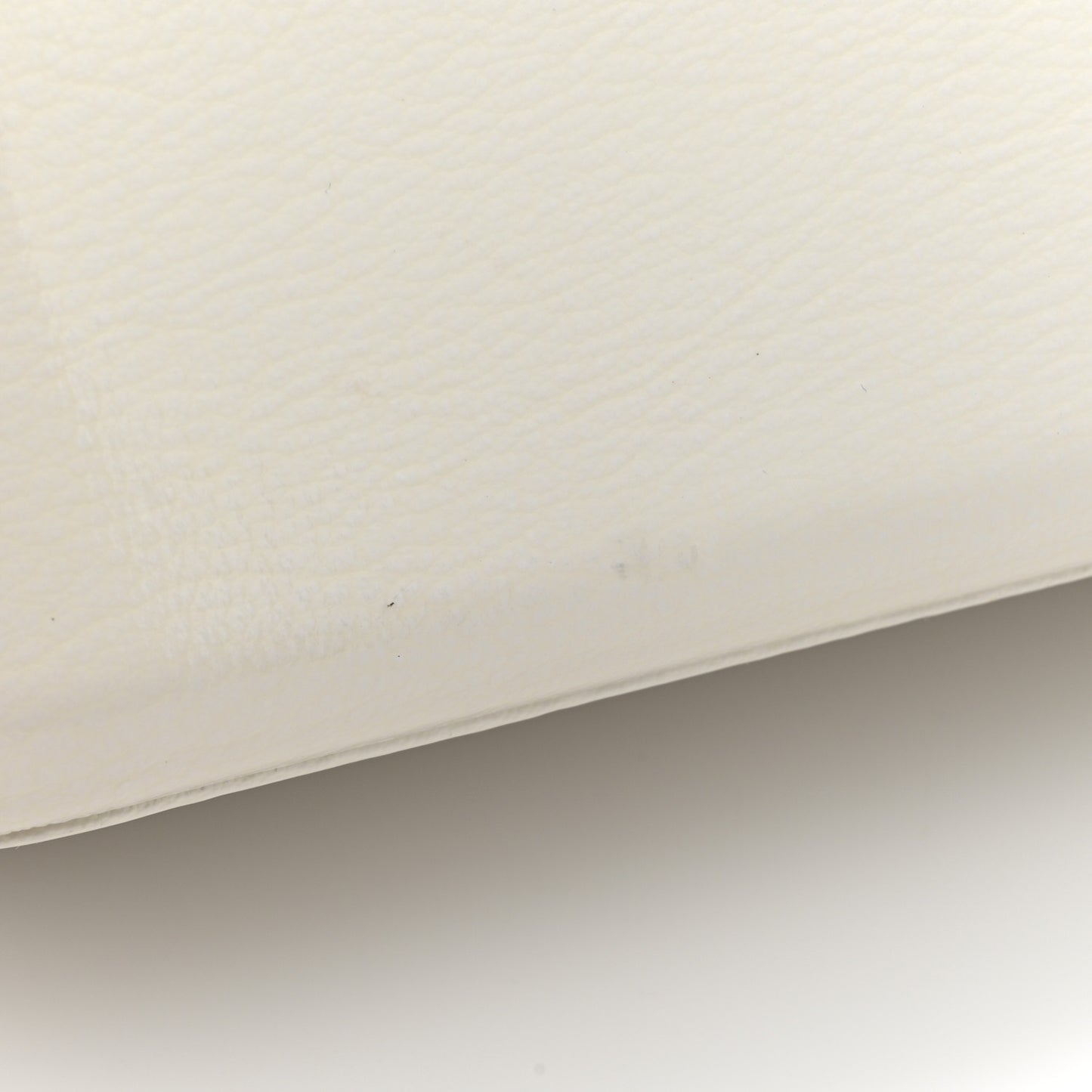 Patent Goatskin Quilted Medium Gabrielle Hobo White