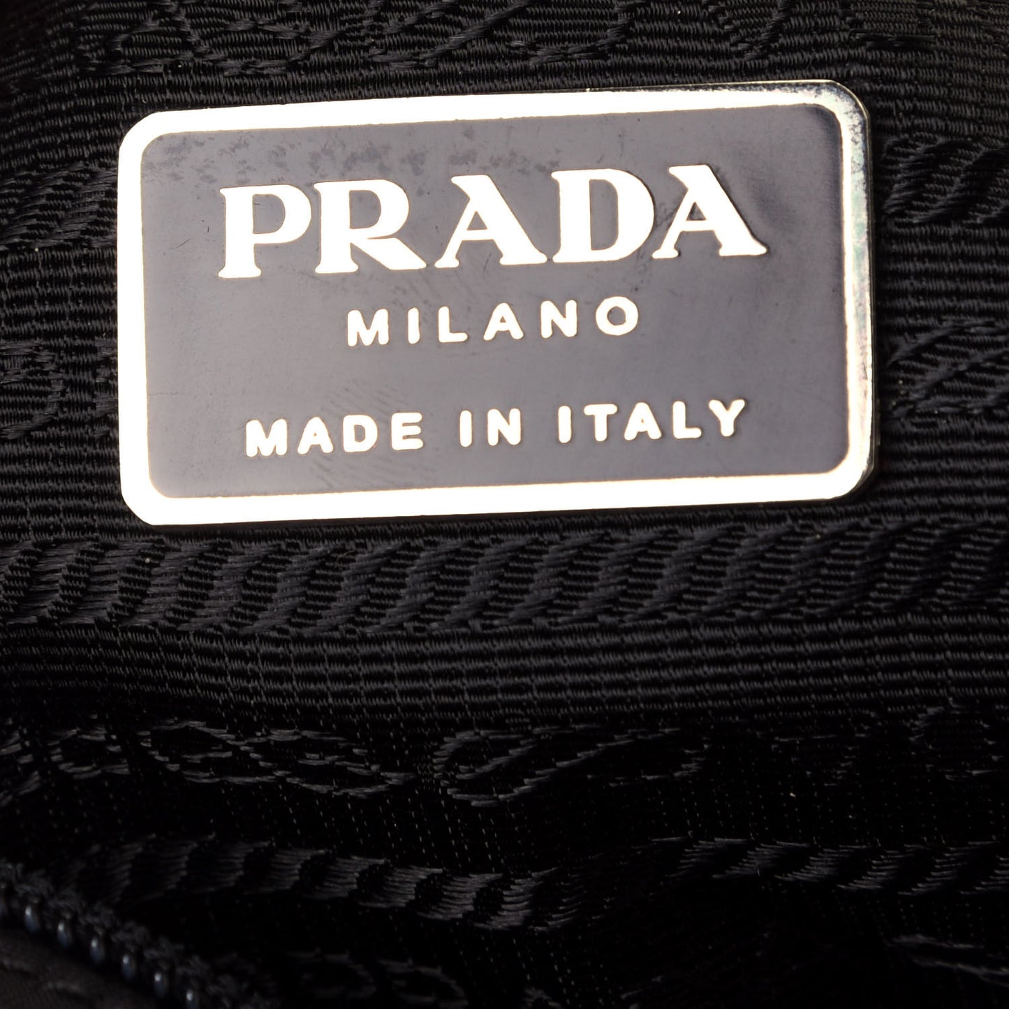 Nylon Vela Messenger Bag Black