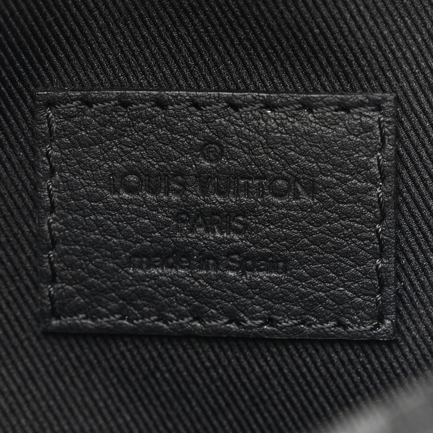 Louis Vuitton Calfskin Monogram Shadow Discovery Bumbag Black 6 of 9