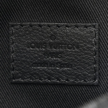 Louis Vuitton Calfskin Monogram Shadow Discovery Bumbag Black 6 of 9
