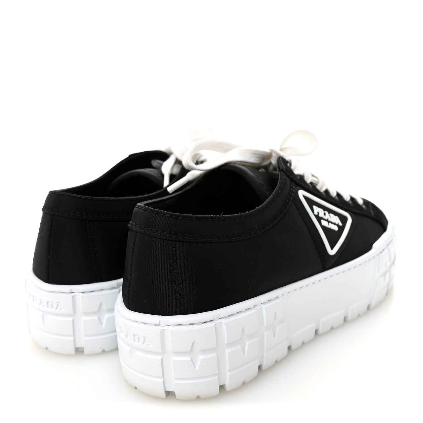 Re-Nylon Gabardine Triangle Logo Double Wheel 50mm Sneakers 38 Black