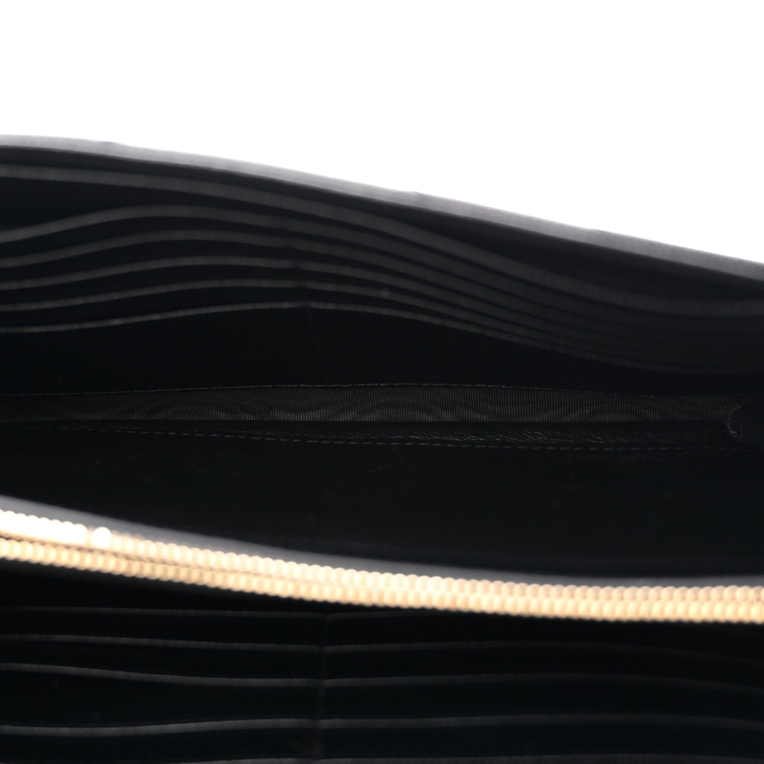 Saint Laurent Grain De Poudre Matelasse Chevron Monogram Chain Wallet Black 6 of 11