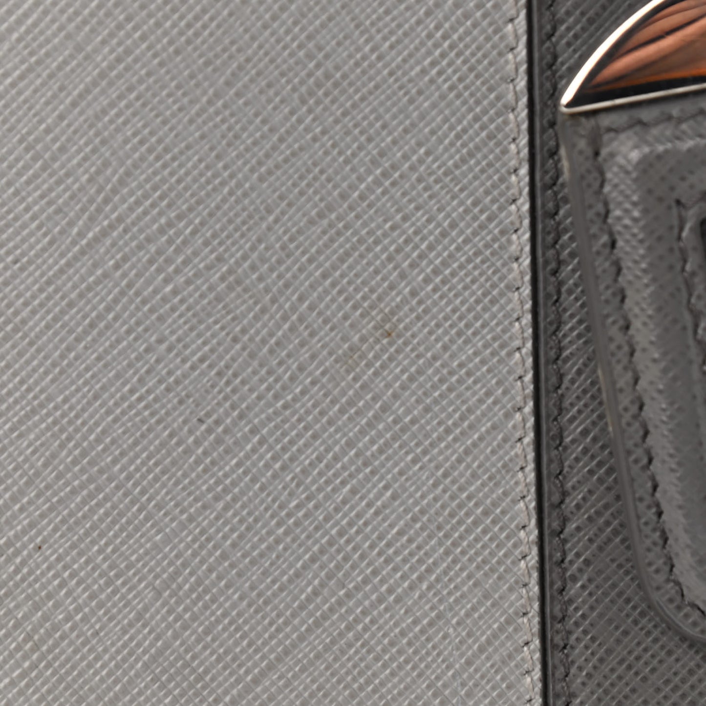 Saffiano Lux Bi-Color Promenade Tote Marmo Argilla