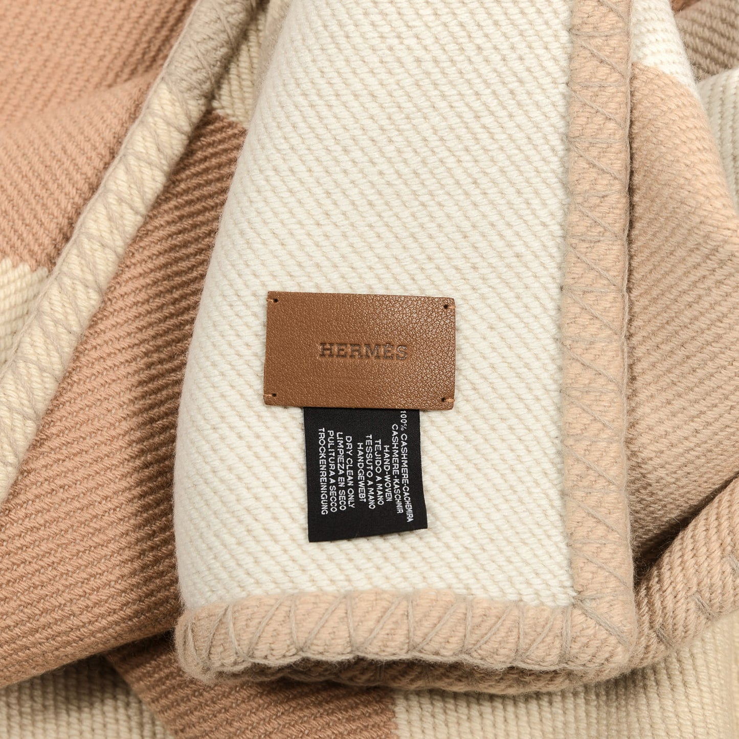Cashmere H Drapeau Blanket Naturel Grege