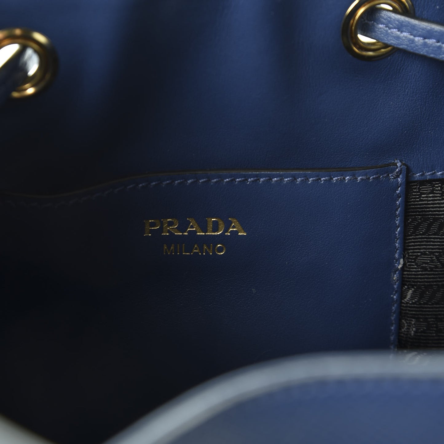 Saffiano Bucket Bag Bluette