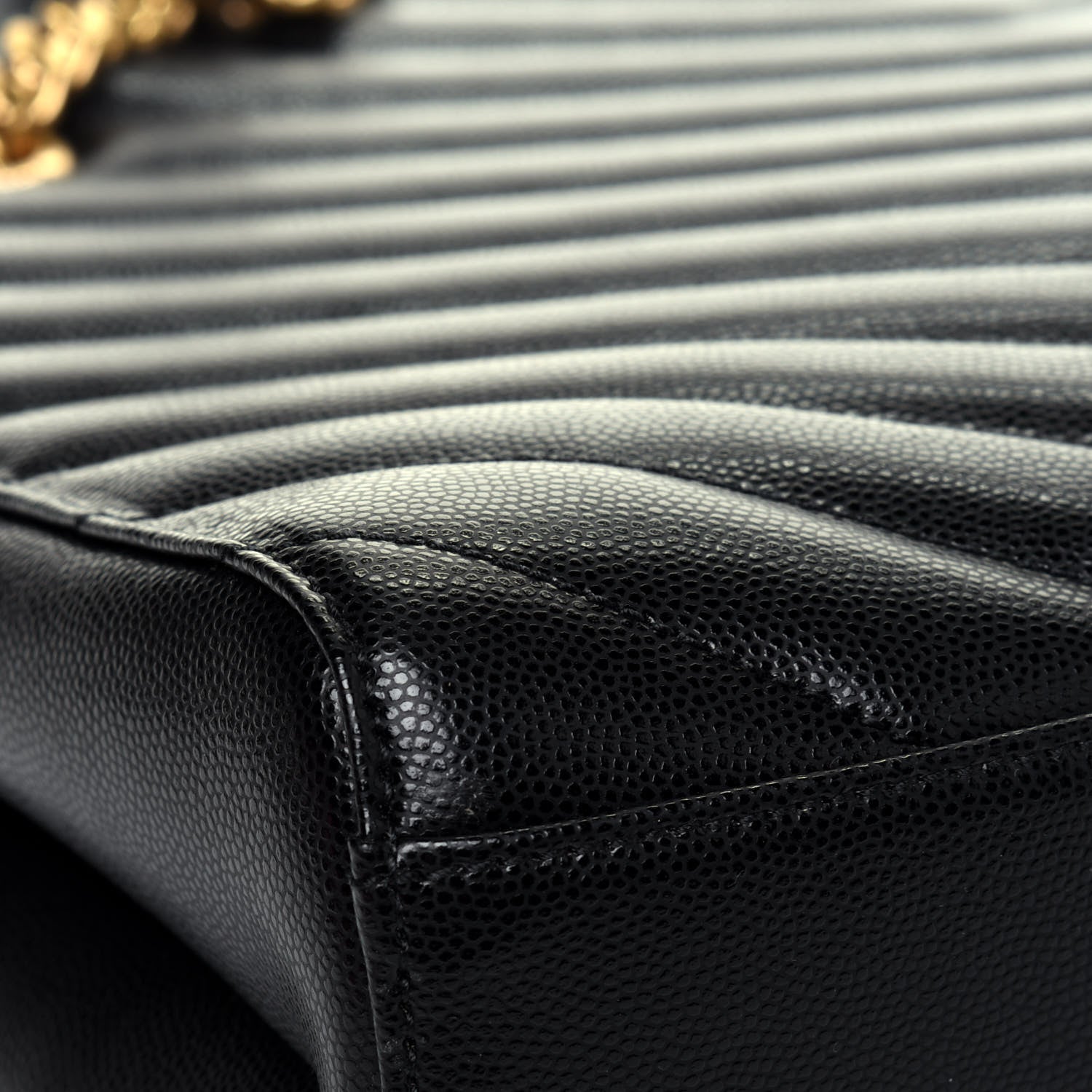 Saint Laurent Grain De Poudre Matelasse Chevron Medium Tribeca Shopping Bag Black 10 of 14