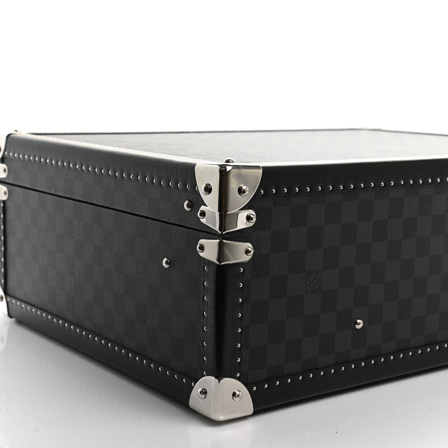 Damier Graphite Bisten 50 Trunk