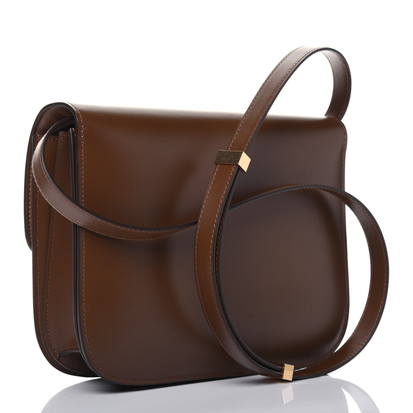 Box Calfskin Medium Classic Box Flap Bag Camel