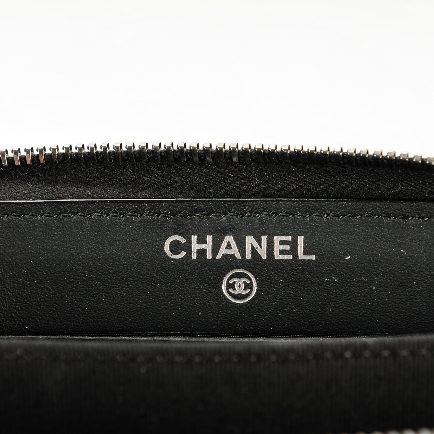 Patent Goatskin Paris Dallas Zip Around Wallet Black