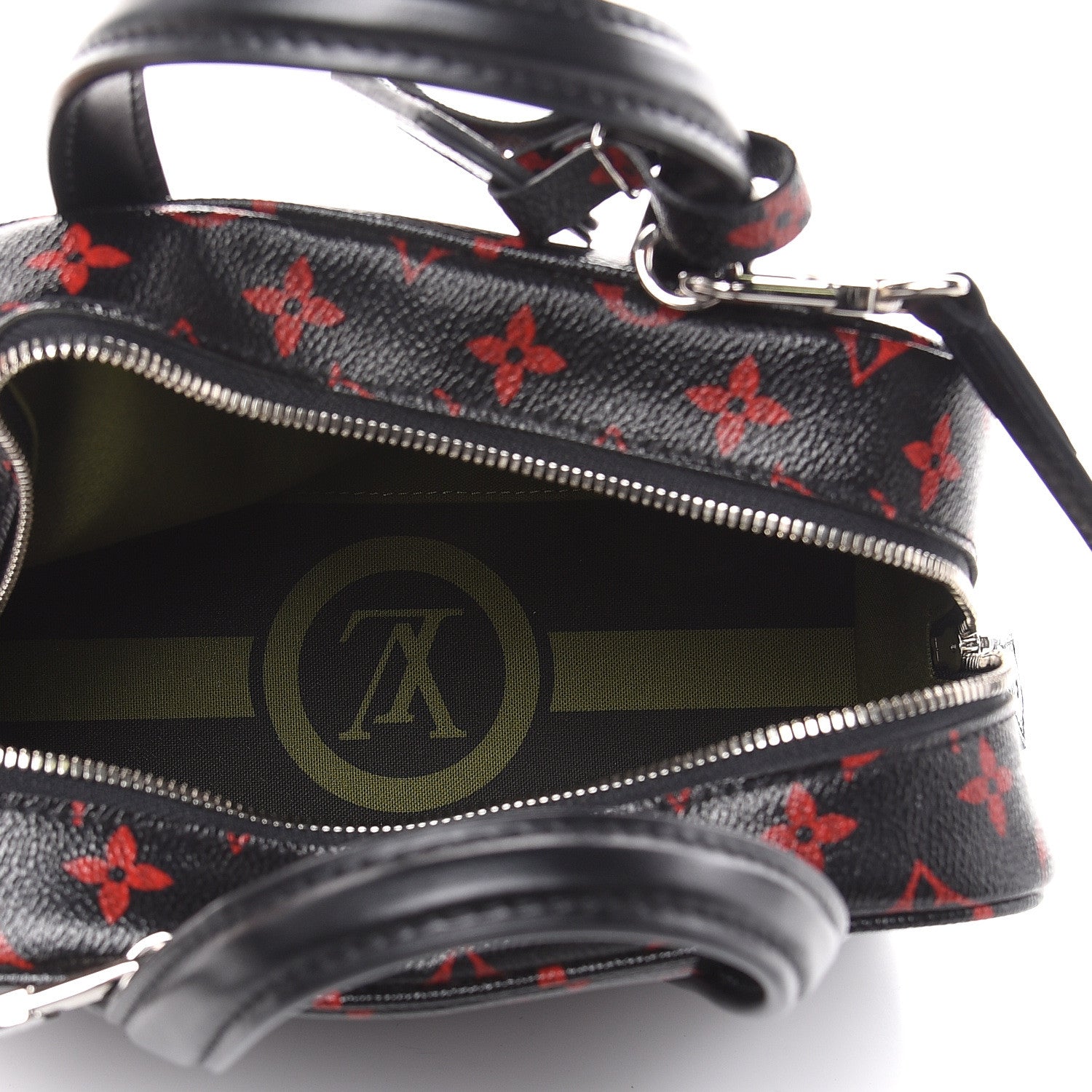 Louis Vuitton Monogram Infrarouge Dora Soft BB 5 of 9