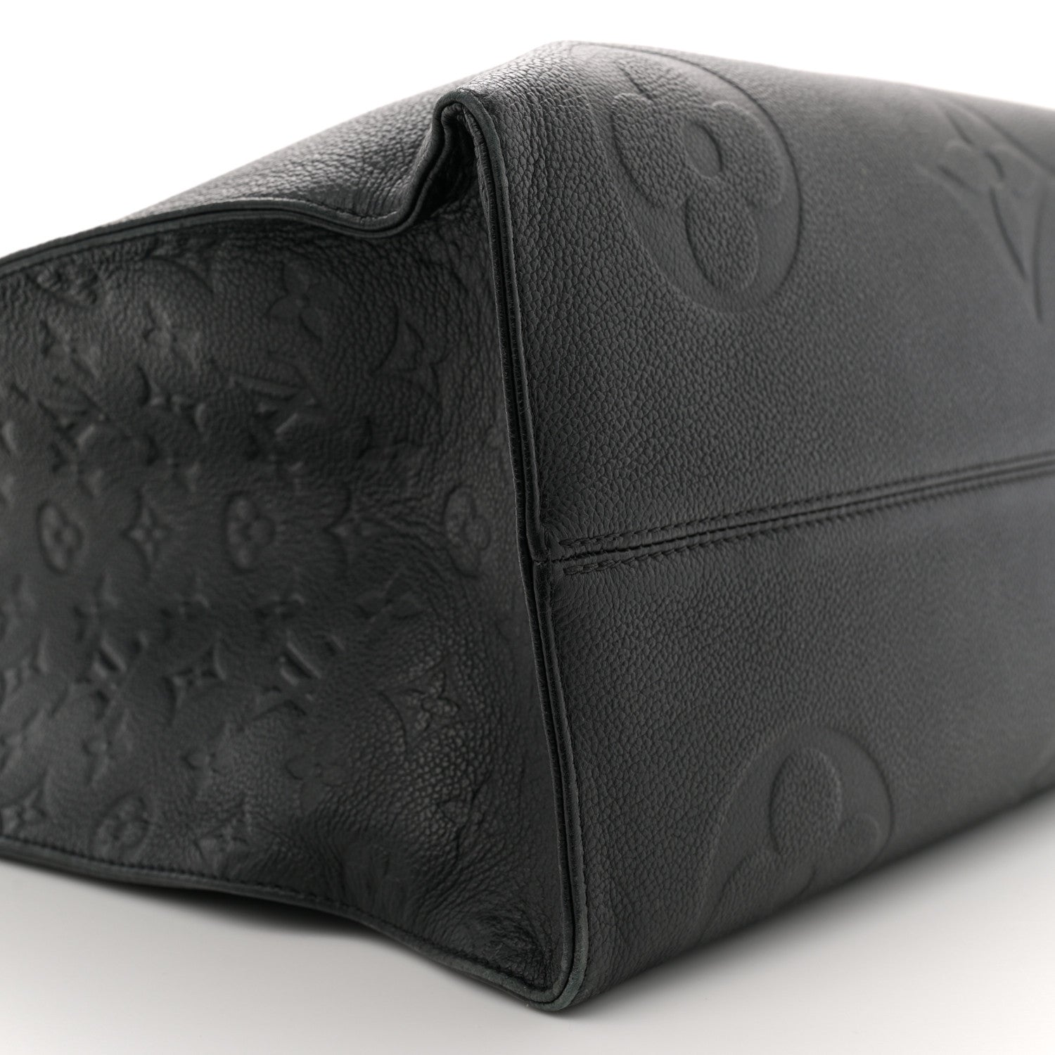 Louis Vuitton Empreinte Monogram Giant Onthego GM Black 8 of 15