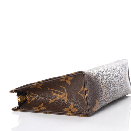 Louis Vuitton Monogram Toiletry Pouch 15 5 of 8