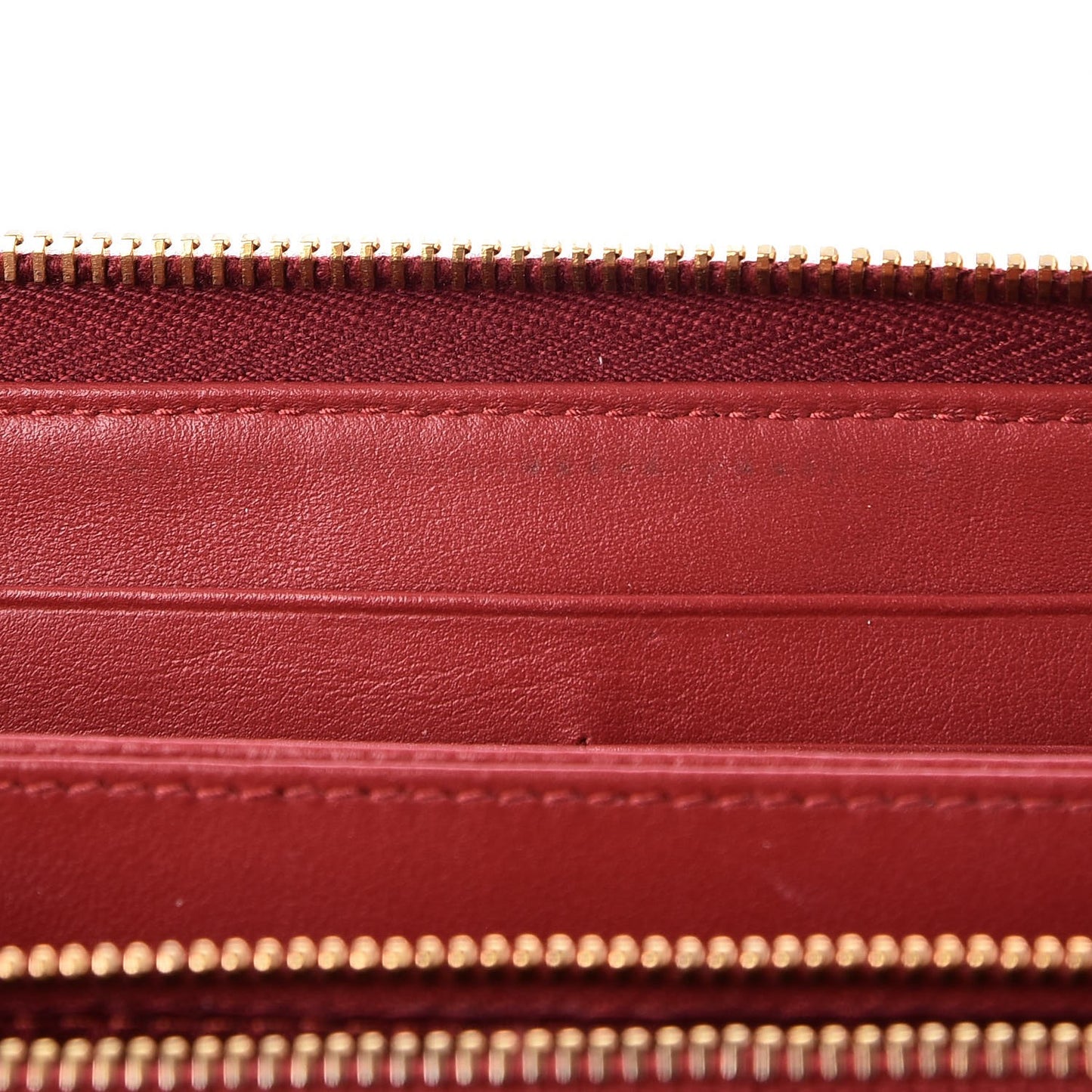 Vitello Move Zip Around Wallet Rosso