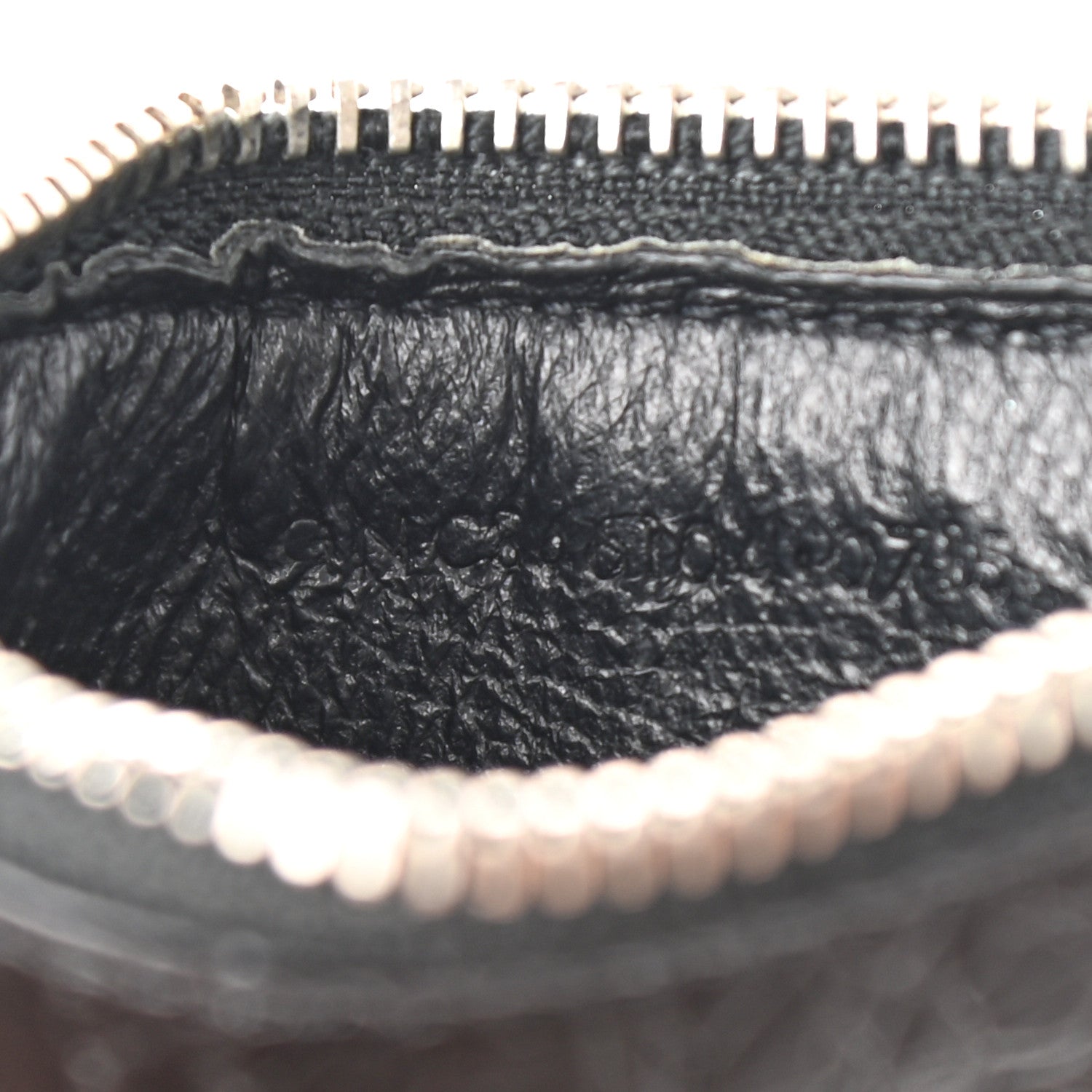 Saint Laurent Calfskin Crocodile Embossed 5 Fragments Zip Pouch Card Holder Black 7 of 8