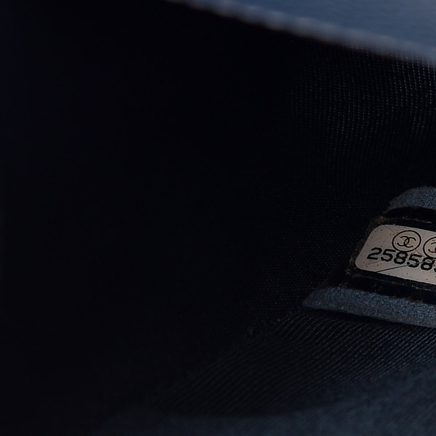 Caviar Quilted New Medium Boy Flap Dark Navy Blue