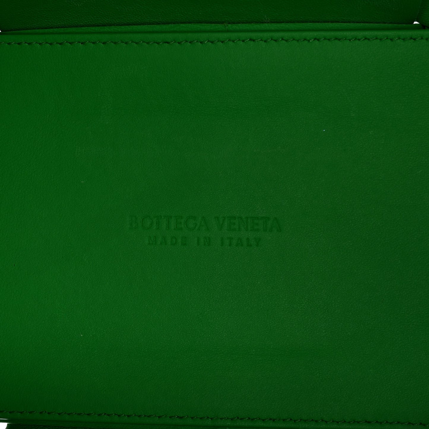 Calfskin Maxi Intrecciato Medium Arco Tote Raintree