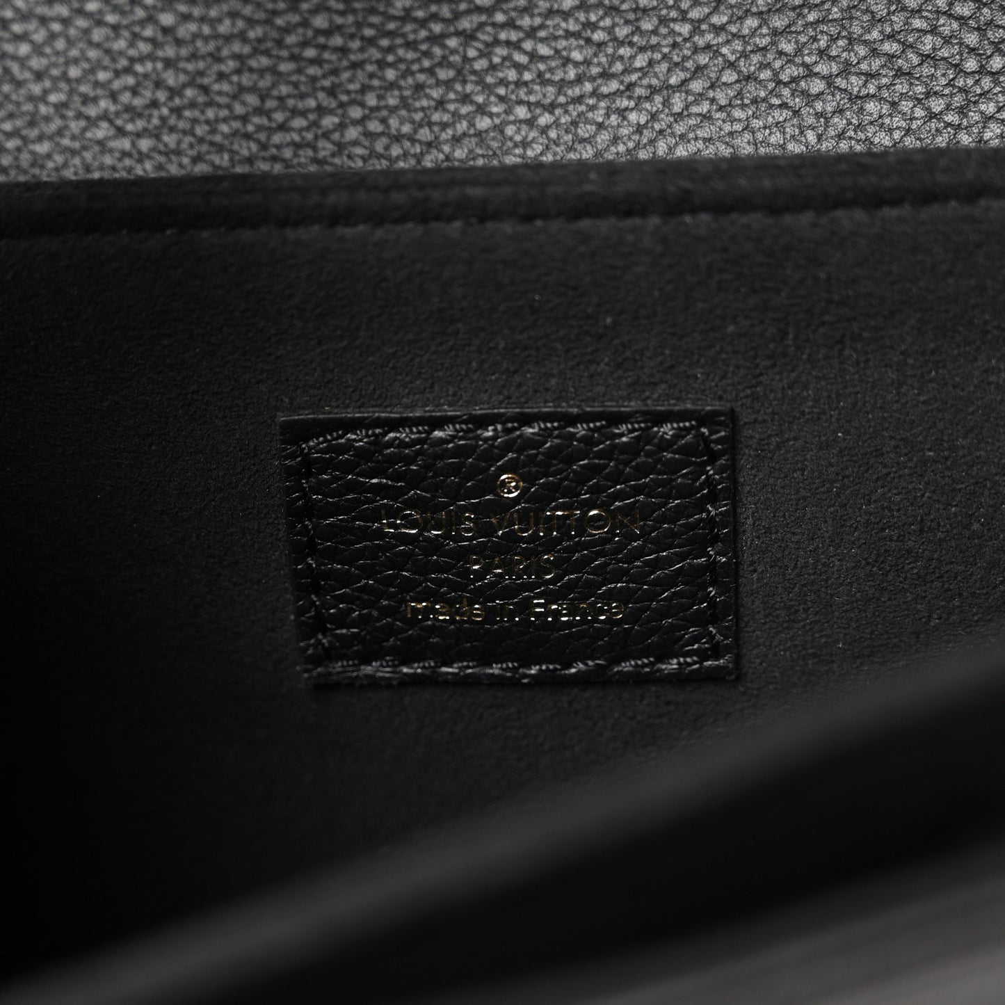 Grained Calfskin Lockme Oxford Black