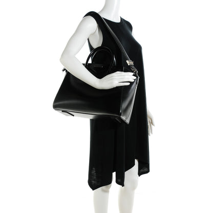 Givenchy Buffed Calfskin Medium Antigona Black 2 of 8