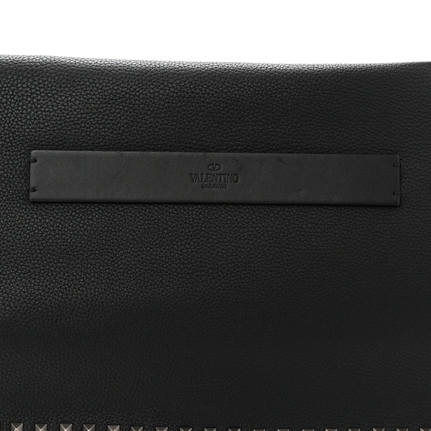 Pebbled Calfskin Rockstud Messenger Black