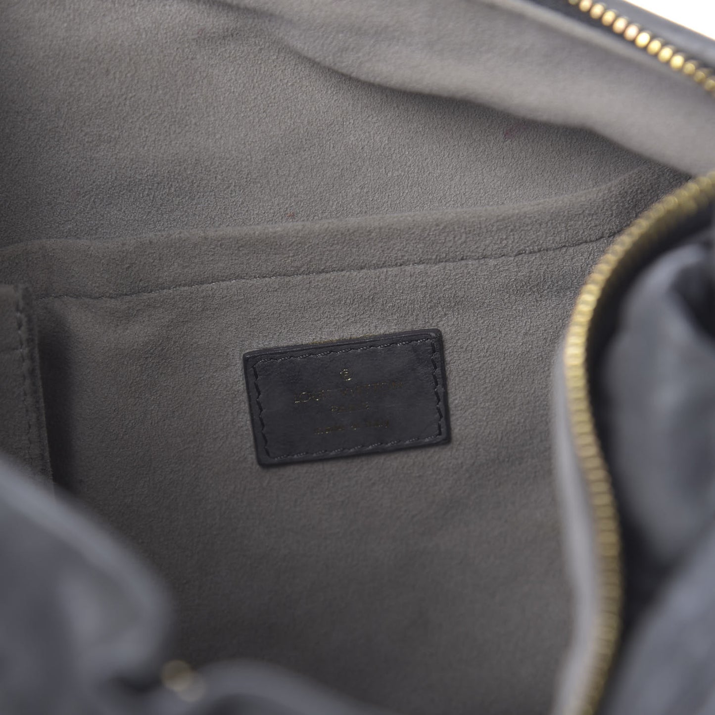 Lambskin Olympe Nimbus PM Anthracite