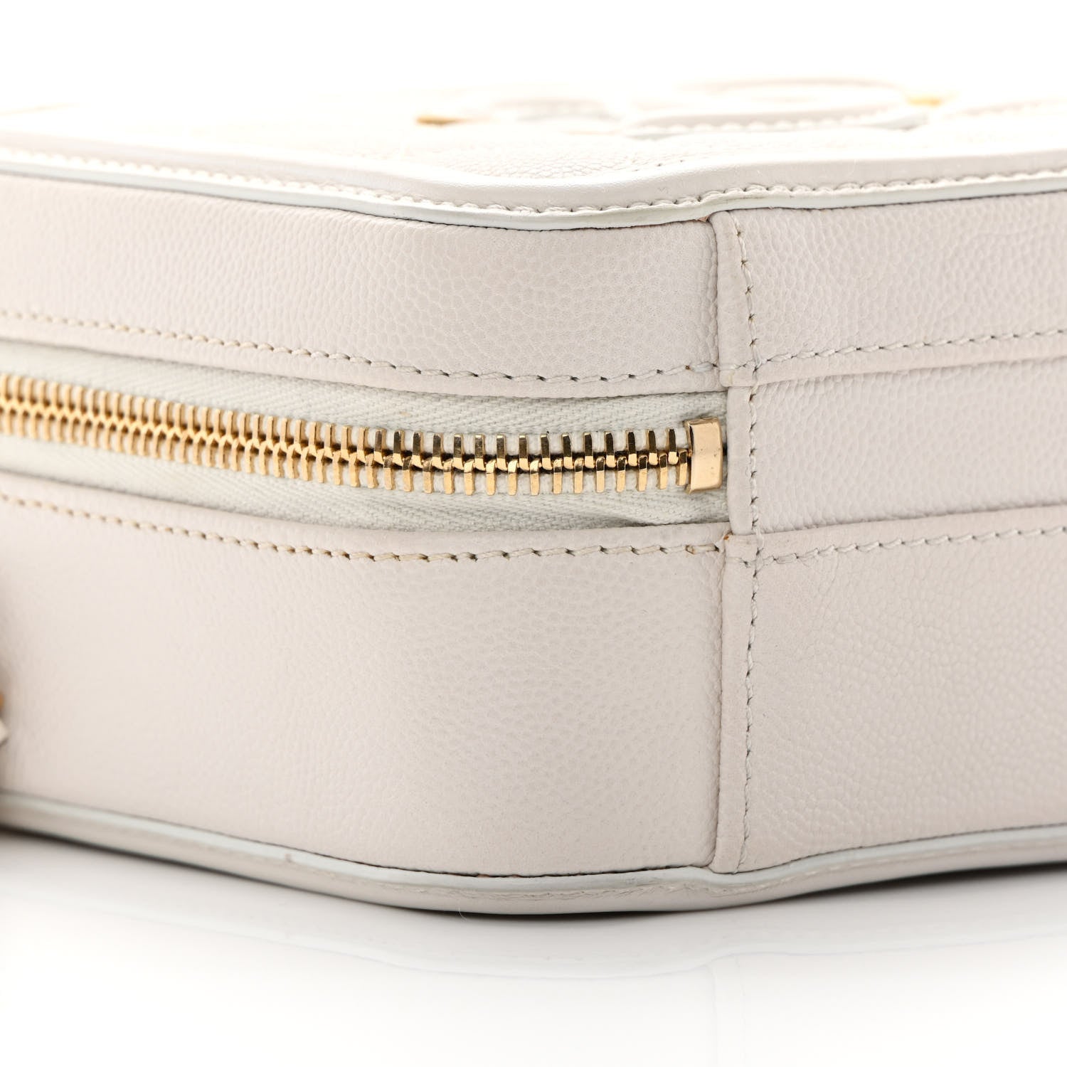 Chanel Caviar Quilted Small CC Filigree Vanity Case White 9 of 17