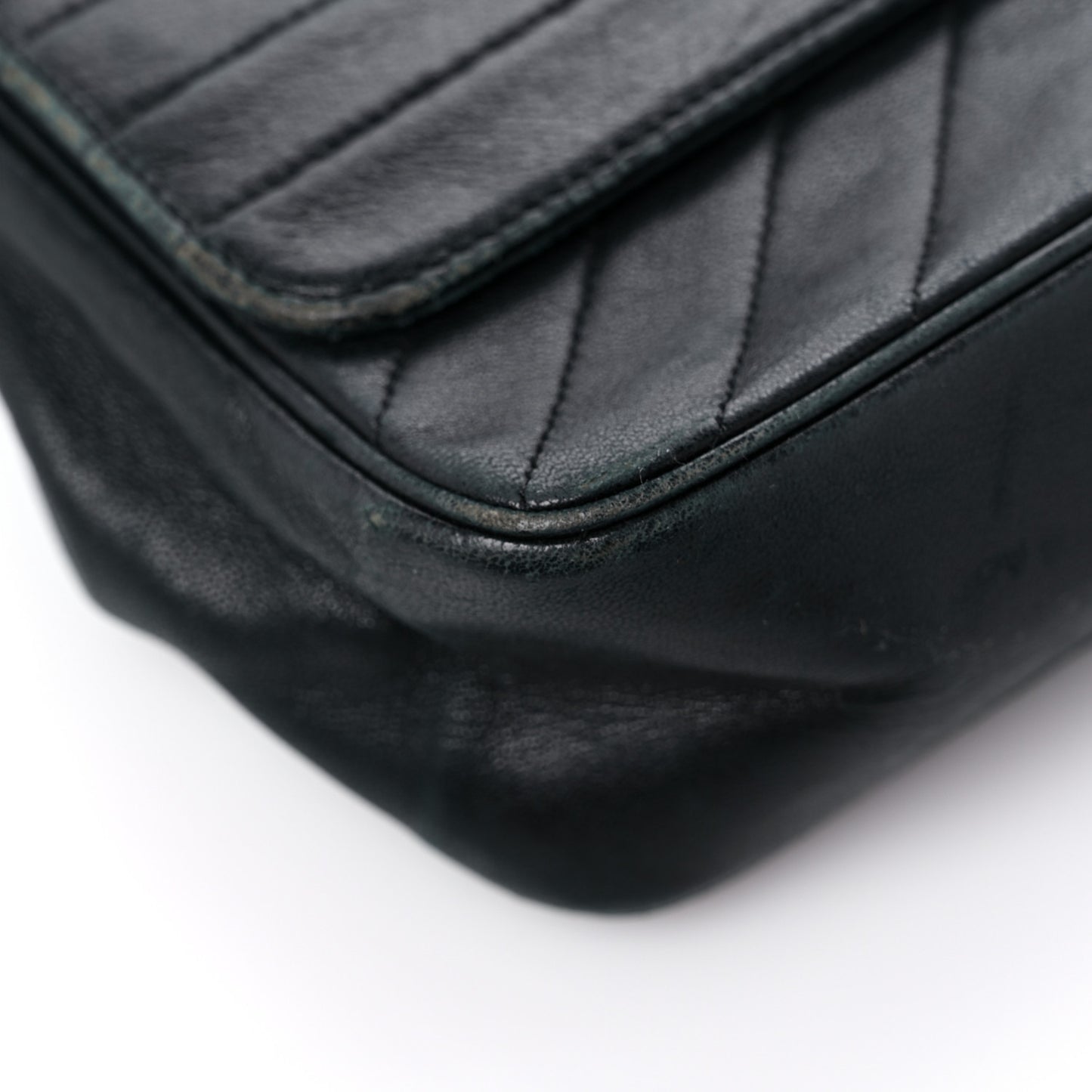 Lambskin Diagonal Quilted Small Single Flap Black