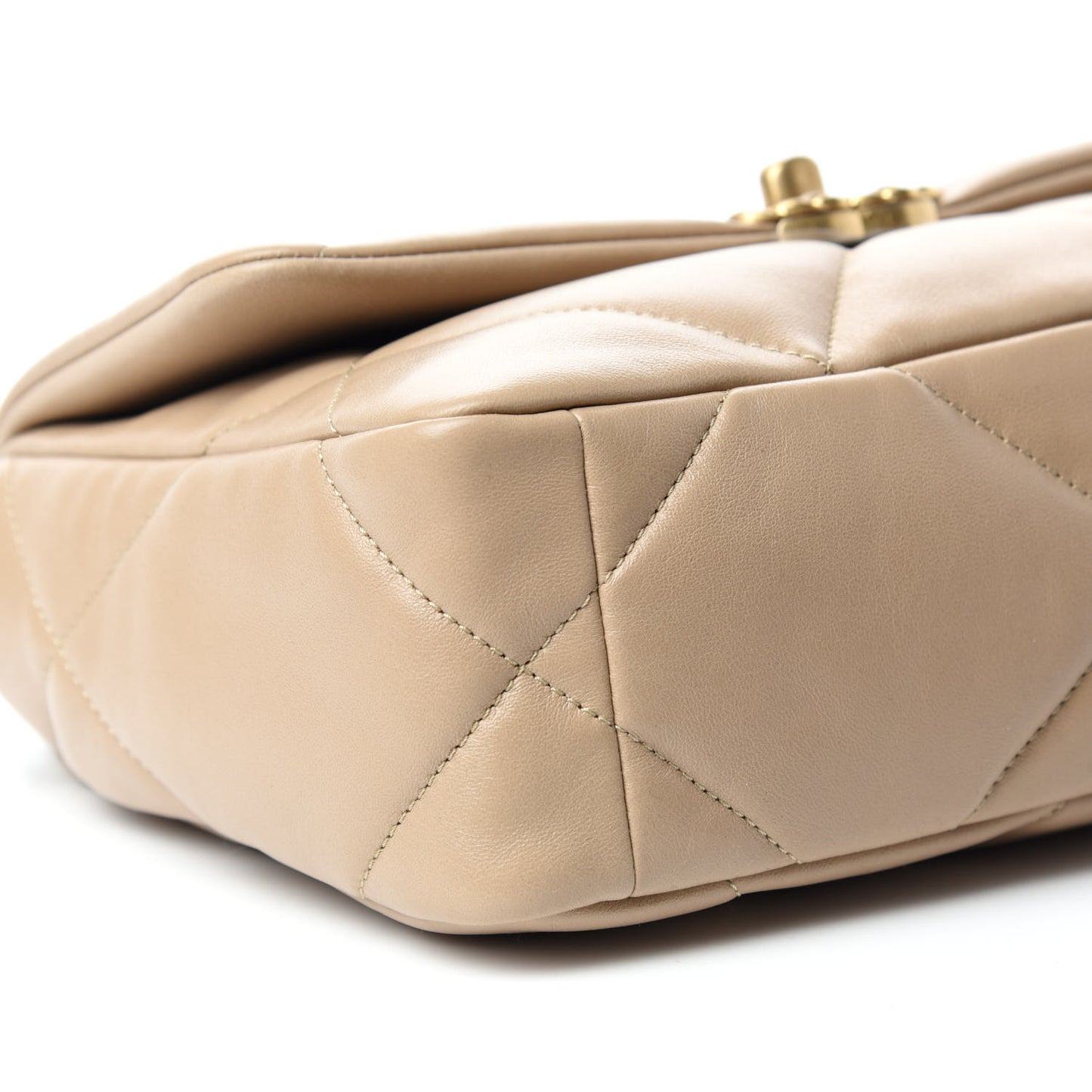 Lambskin Quilted Medium Chanel 19 Flap Dark Beige