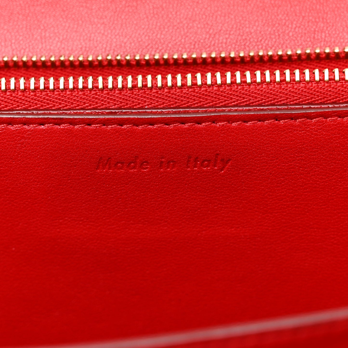 Goatskin Medium Classic Box Flap Bag Carmin