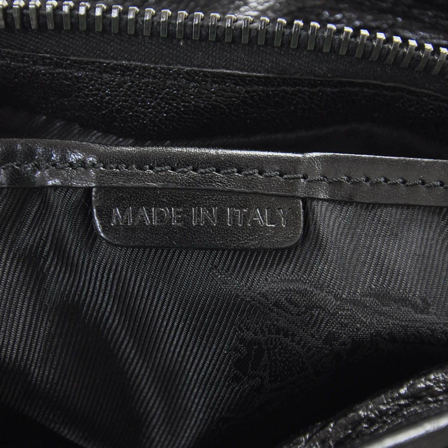 Leather Metal Stitch Lowry Black