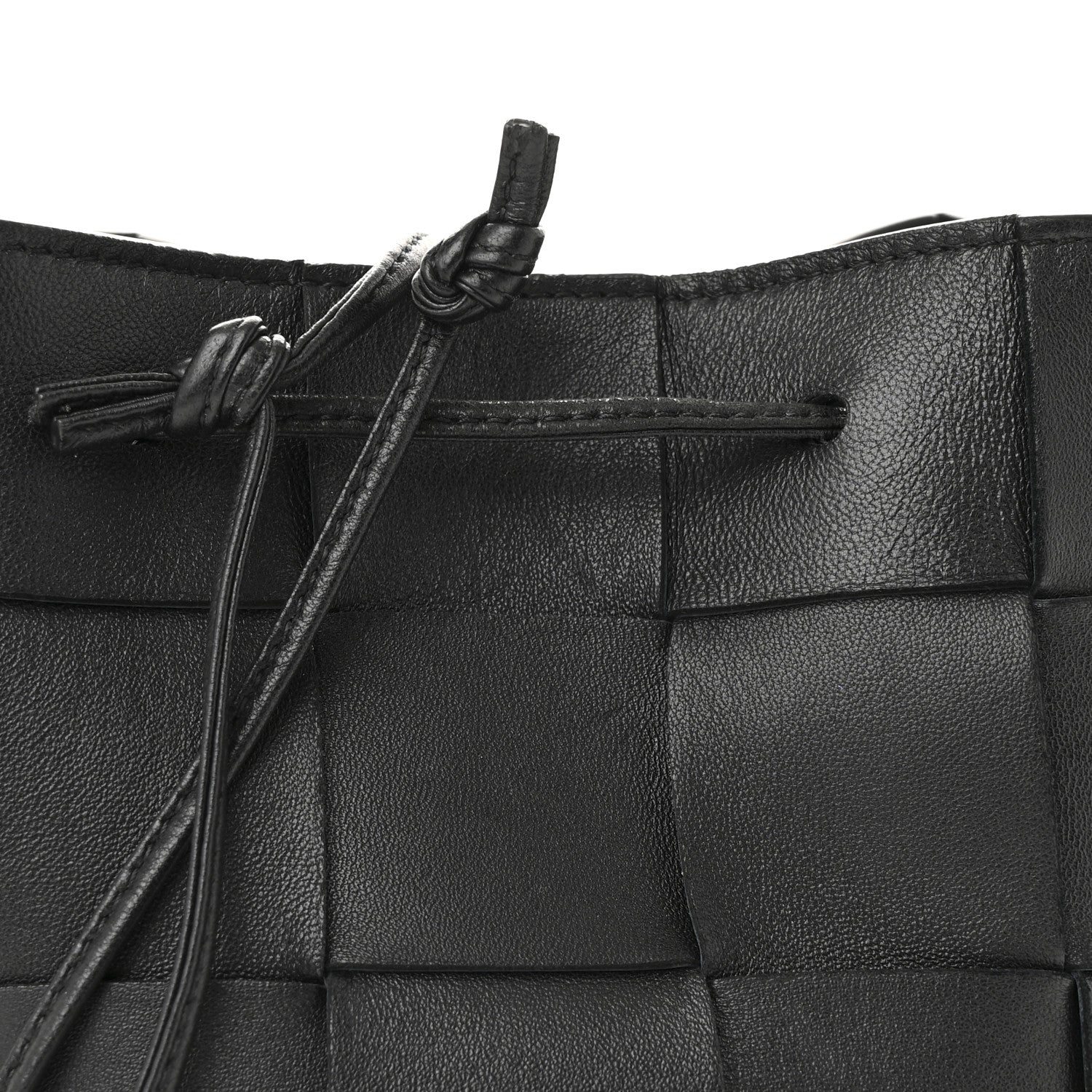 Bottega Veneta Nappa Maxi Intrecciato Small Cassette Bucket Bag Black 7 of 10