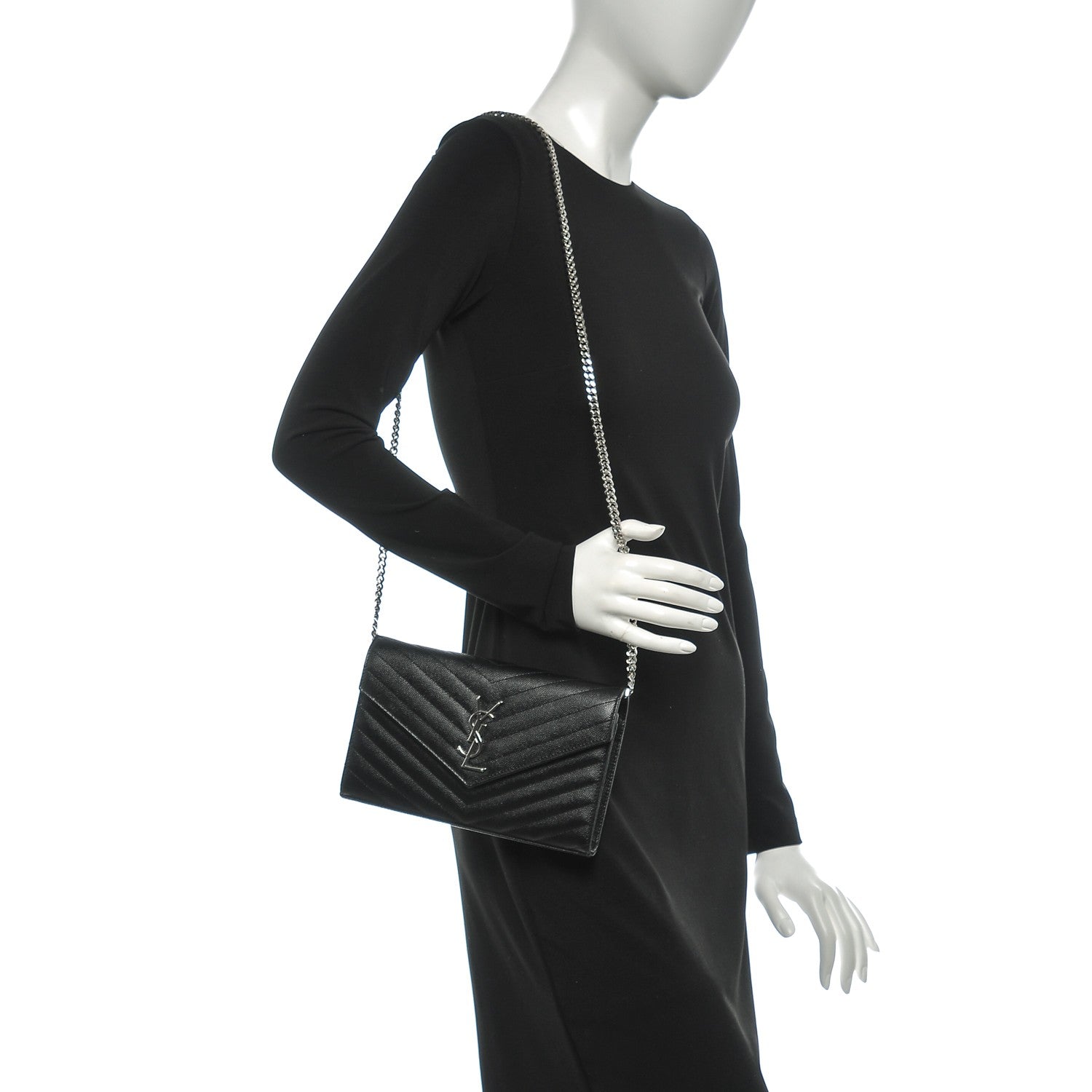 Saint Laurent Grain De Poudre Matelasse Chevron Medium Monogram Chain Wallet Black 2 of 8